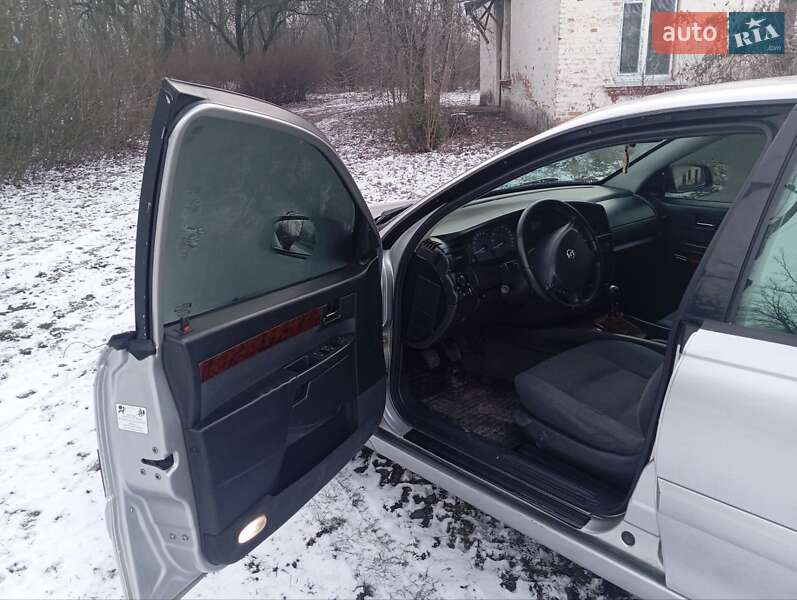 Седан Opel Omega 2000 в Новоукраинке