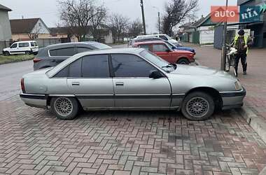 Седан Opel Omega 1992 в Черкасах