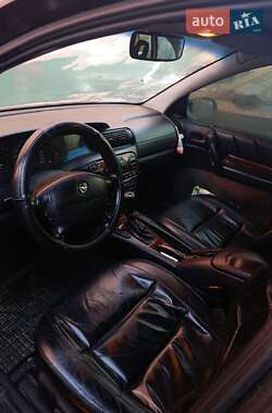 Седан Opel Omega 1998 в Києві