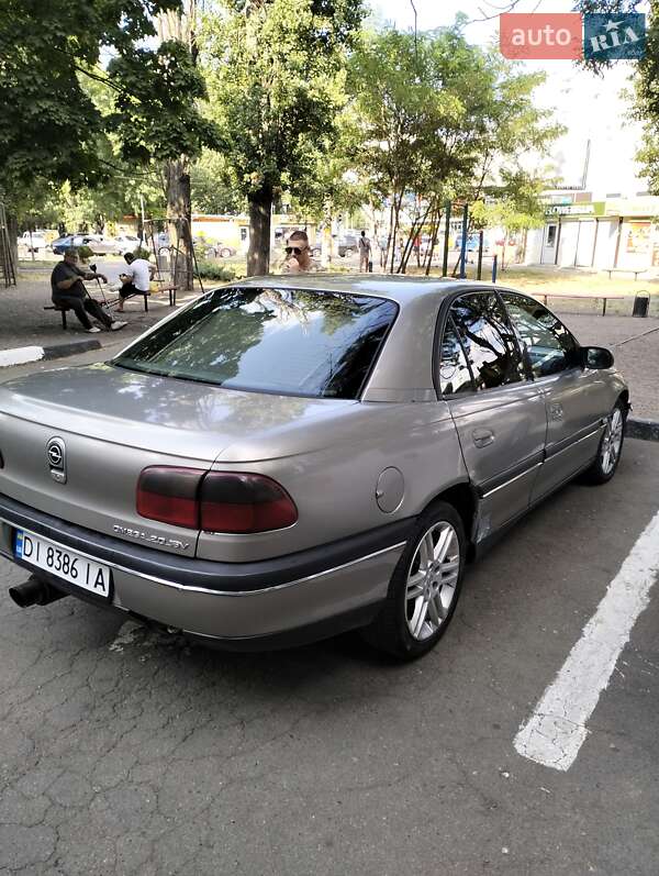Седан Opel Omega 1996 в Каменец-Подольском