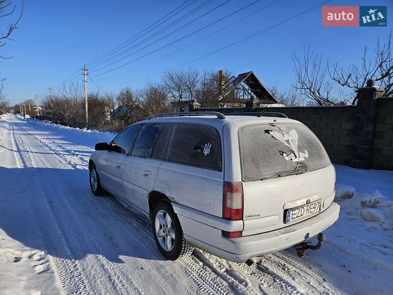 Универсал Opel Omega 2003 в Ровно