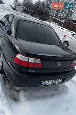 Седан Opel Omega 2003 в Тернополі