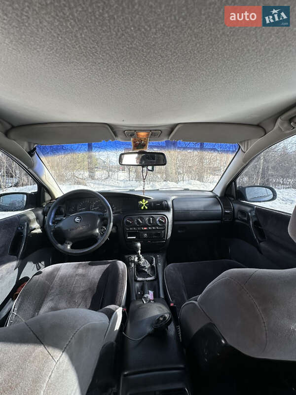 Седан Opel Omega 1996 в Николаеве фото 5 Седан Opel Omega 1996 в Николаеве
