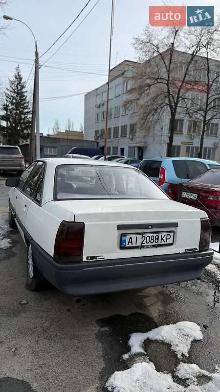 Opel Omega 1986 Opel Omega 1986
