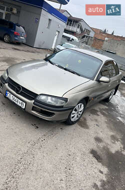Седан Opel Omega 1995 в Черновцах