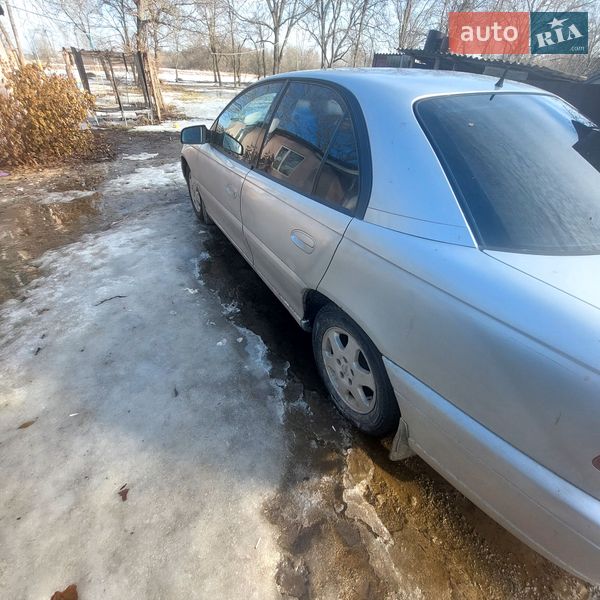 Седан Opel Omega 2001 в Немирове