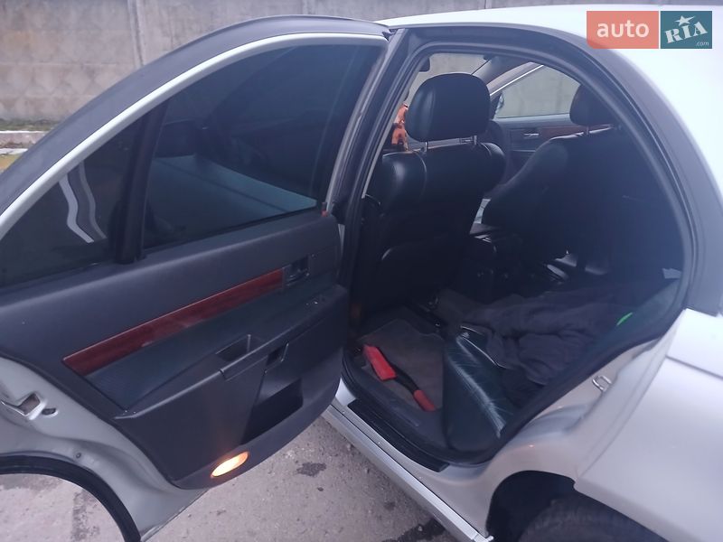 Седан Opel Omega 2002 в Новомиргороде