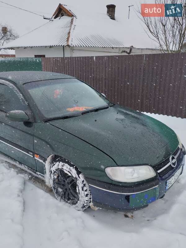 Седан Opel Omega 1997 в Золочеві