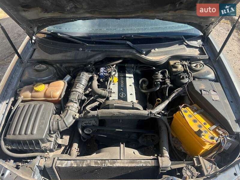Универсал Opel Omega 1994 в Запорожье