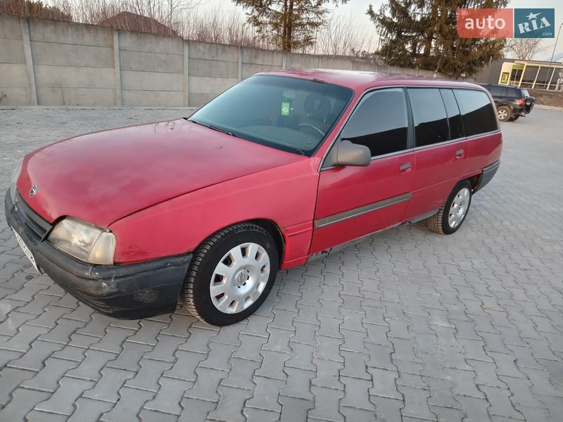 Универсал Opel Omega 1987 в Тлумаче