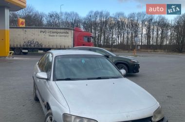 Седан Opel Omega 1999 в Луцке