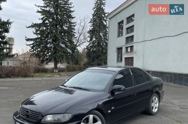 Седан Opel Omega 2002 в Городке