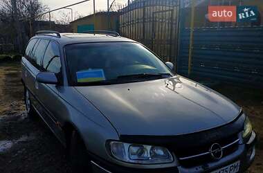 Универсал Opel Omega 1995 в Раздельной
