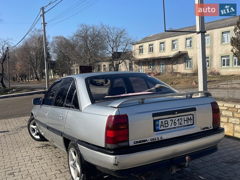 Opel Omega 1988 Opel Omega 1988