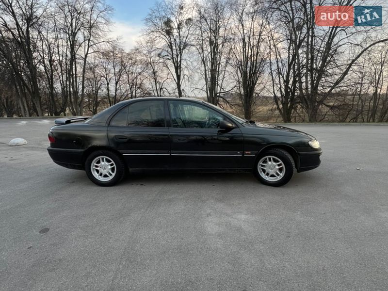 Седан Opel Omega 1997 в Києві