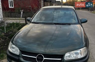 Седан Opel Omega 1995 в Костополе