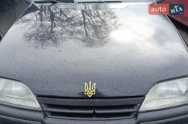 Седан Opel Omega 1989 в Хмельницком