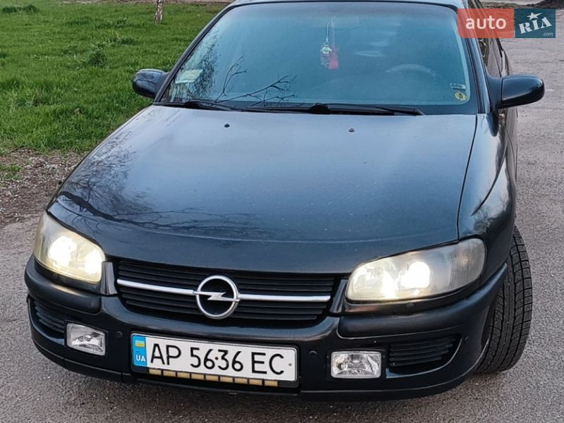 Седан Opel Omega 1999 в Запоріжжі