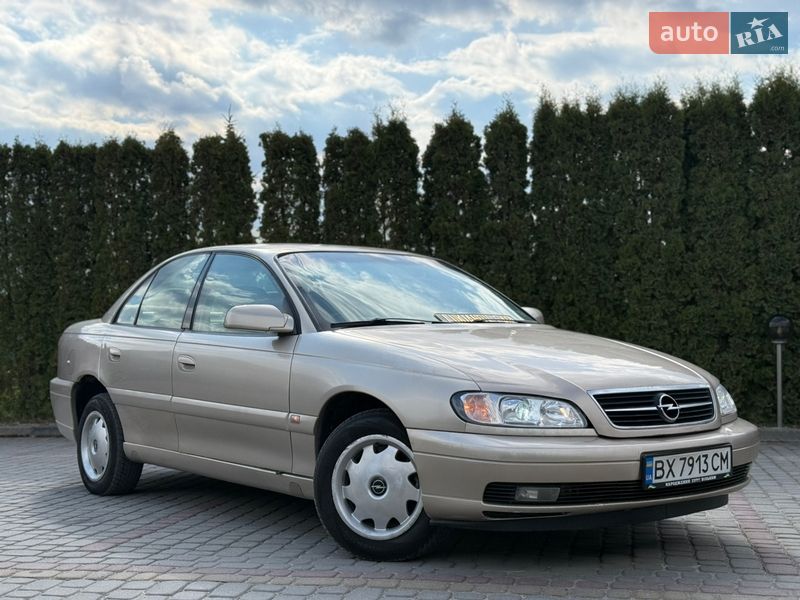 Opel Omega 2000
