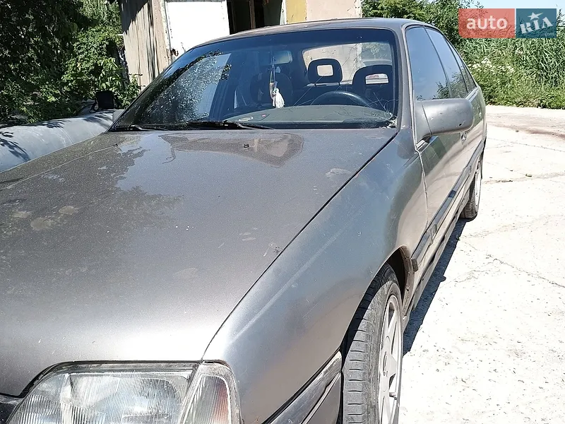 Opel Omega 1989 VIN W0L000017K1010783 фото оголошення 12 з 49