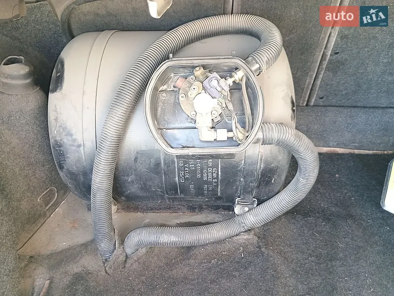 Opel Omega 1989 VIN W0L000017K1010783 фото оголошення 17 з 49
