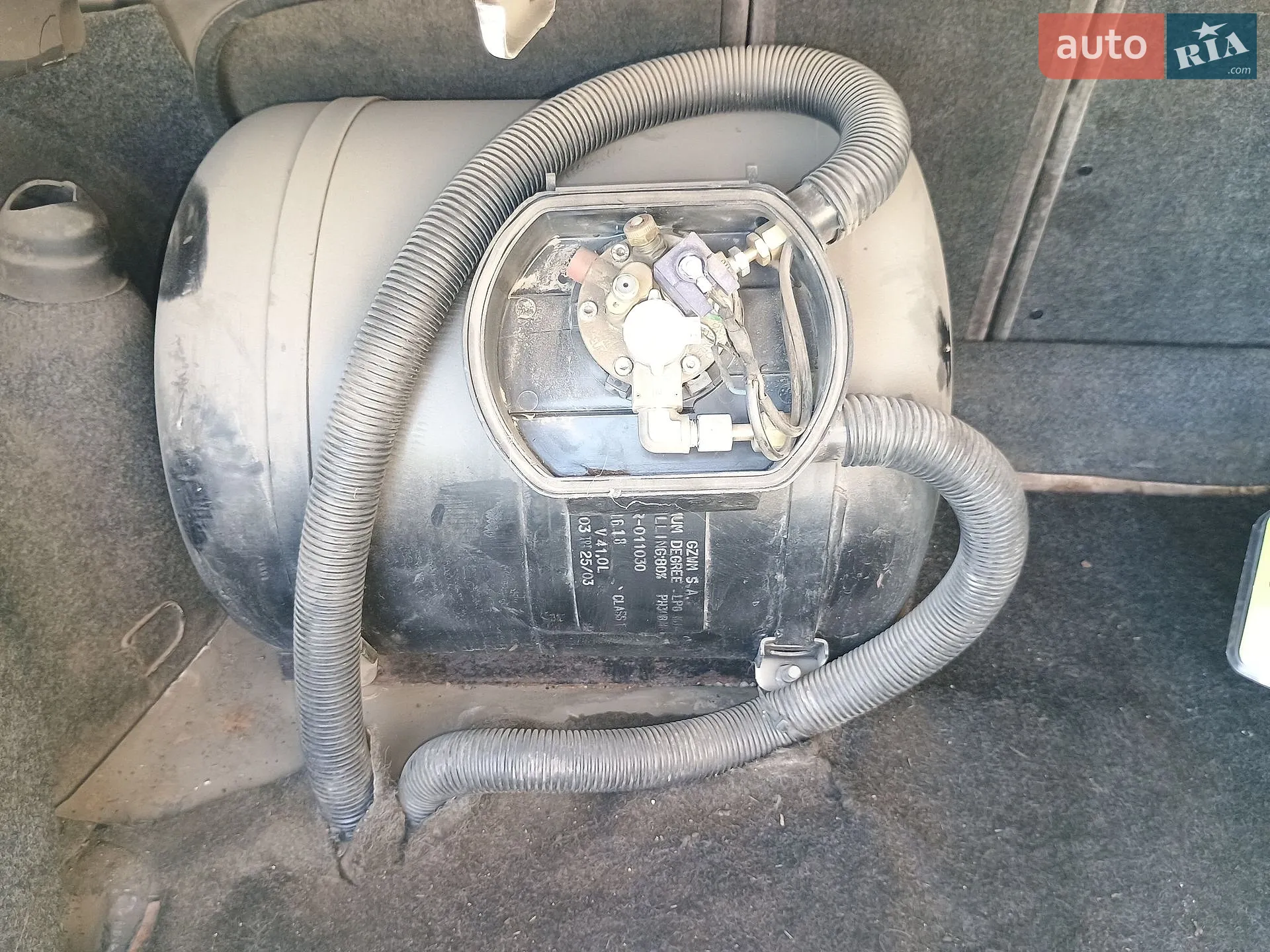 Opel Omega 1989 VIN W0L000017K1010783 фото оголошення 10 з 16
