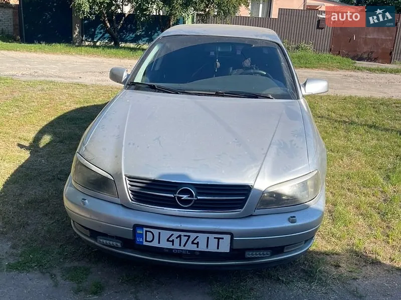 Opel Omega 2002