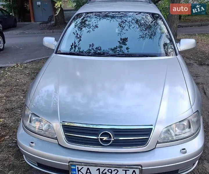 Opel Omega 2001
