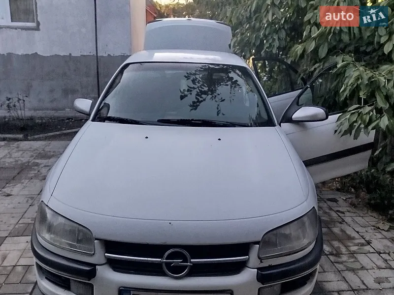 Opel Omega 1996