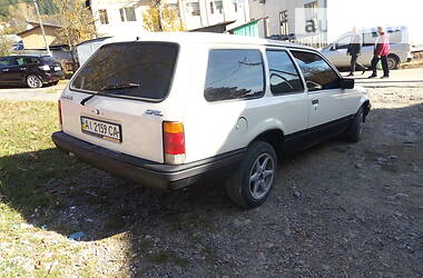 Универсал Opel Rekord 1983 в Верховине