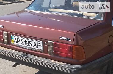 Седан Opel Rekord 1983 в Токмаку