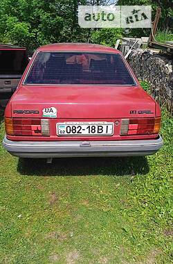 Седан Opel Rekord 1986 в Виннице
