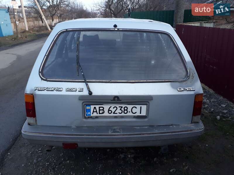 Універсал Opel Rekord 1983 в Вінниці