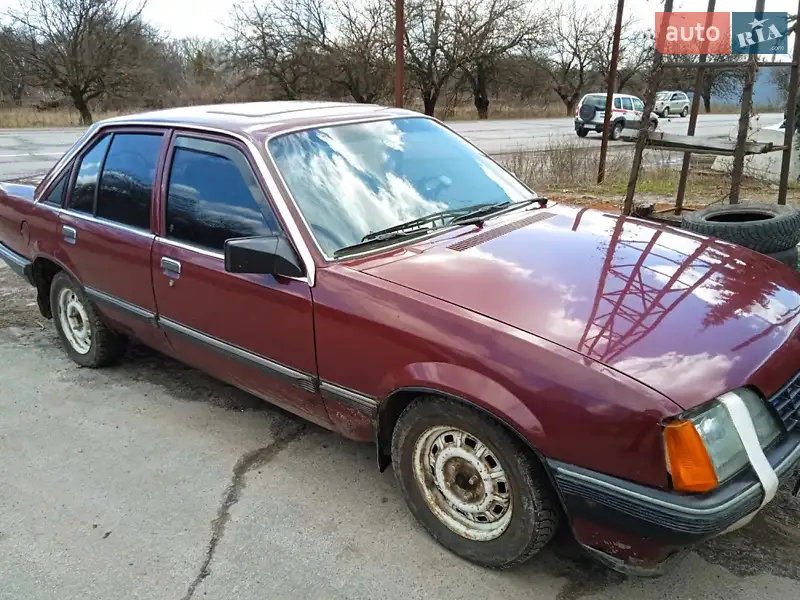 Opel Rekord 1983