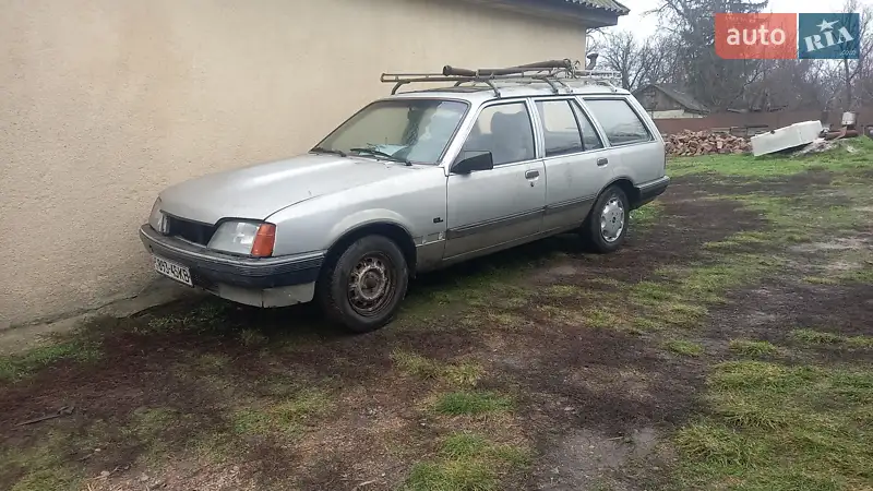 Opel Rekord 1985