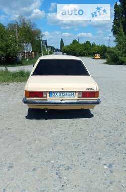 Седан Opel Rekord 1980 в Кам'янець-Подільському