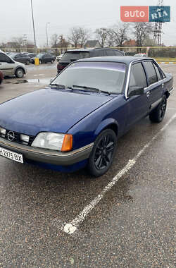 Седан Opel Rekord 1983 в Одесі