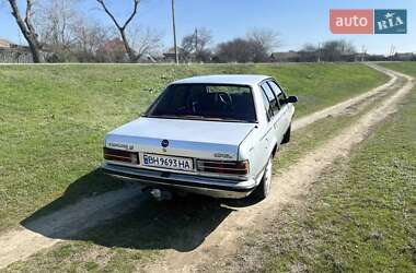 Седан Opel Rekord 1980 в Измаиле