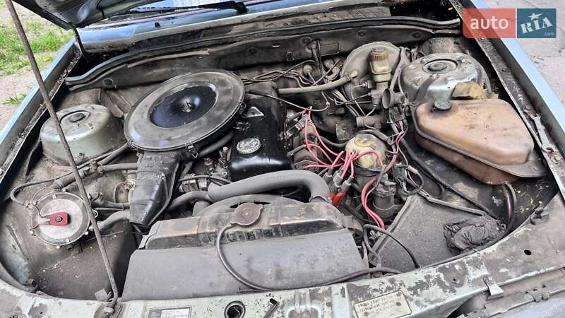 Седан Opel Rekord 1985 в Харкові