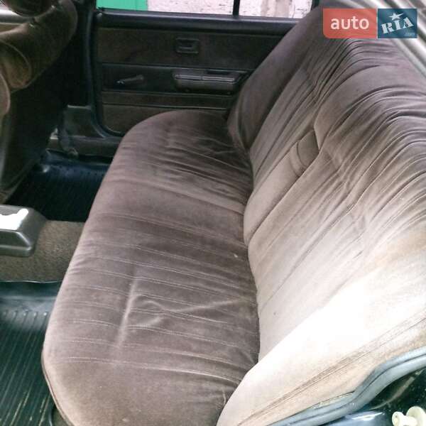 Седан Opel Rekord 1986 в Кременчуге