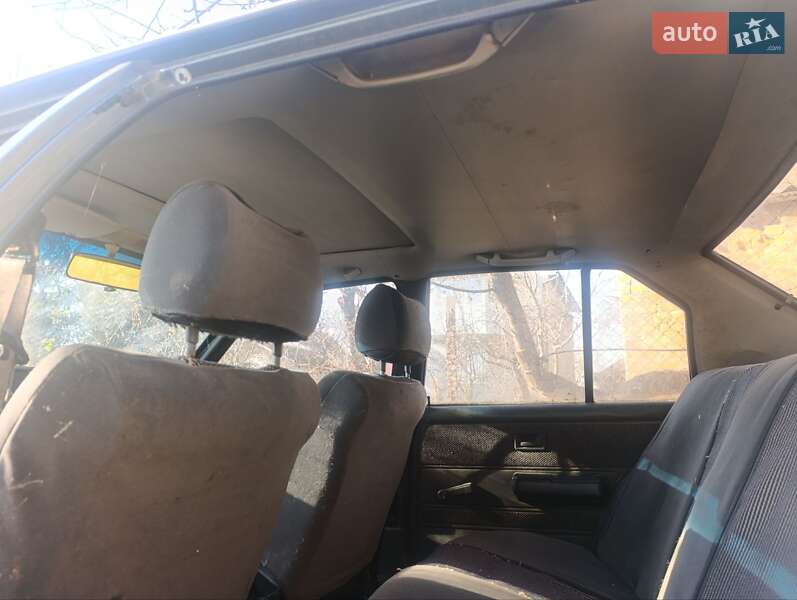 Седан Opel Rekord 1986 в Виннице