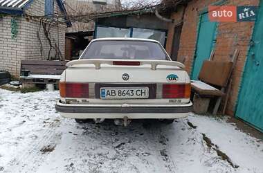 Седан Opel Rekord 1985 в Гайсину