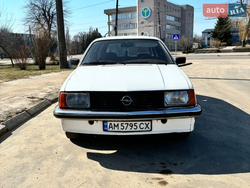 Универсал Opel Rekord 1979 в Житомире фото 2 Универсал Opel Rekord 1979 в Житомире