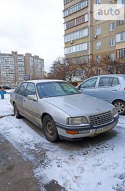 Седан Opel Senator 1988 в Киеве