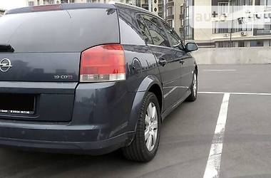 Хетчбек Opel Signum 2007 в 