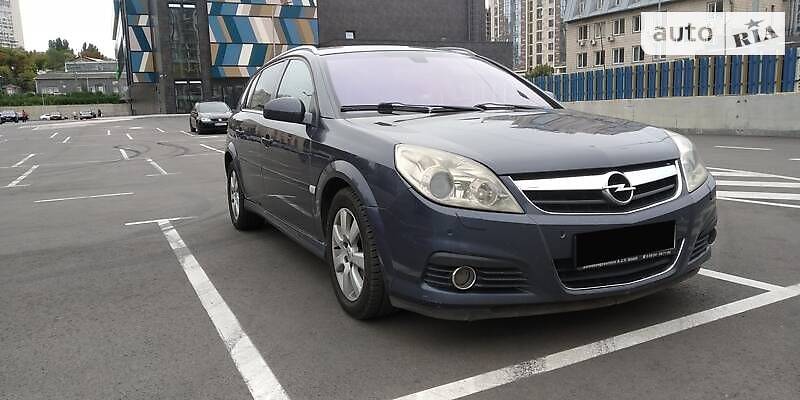 Хетчбек Opel Signum 2007 в 
