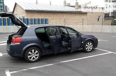 Хетчбек Opel Signum 2007 в 