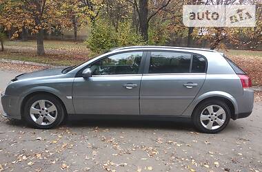 Хэтчбек Opel Signum 2004 в Кривом Роге