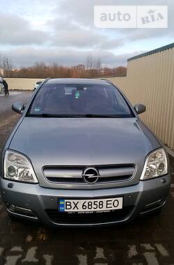 Хэтчбек Opel Signum 2003 в 