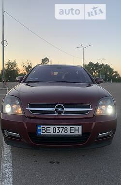 Универсал Opel Signum 2005 в Киеве